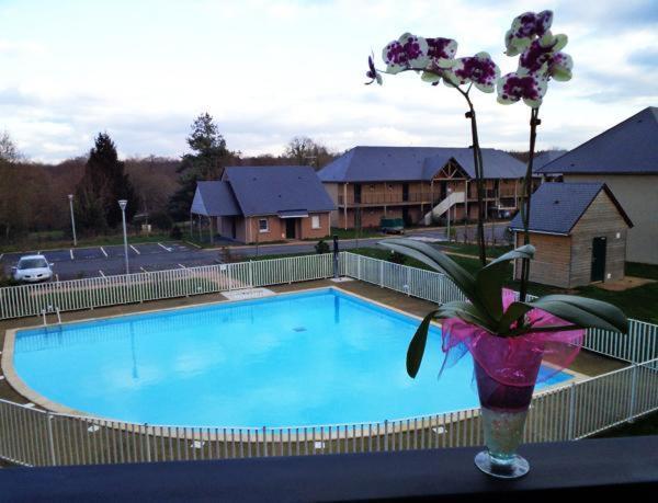 Le Fleur"H"On 11 D'Honfleur, T2 En Residence Avec Piscine, Wifi Et Parking Gratuits 에쿼뭐빌 외부 사진